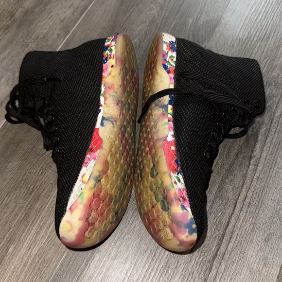 NoBull High top sneakers ( barely broken in)
Floral bottom - Picture 4 of 10